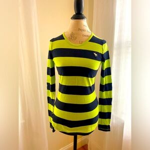 Abercrombie and Fitch long sleeve top